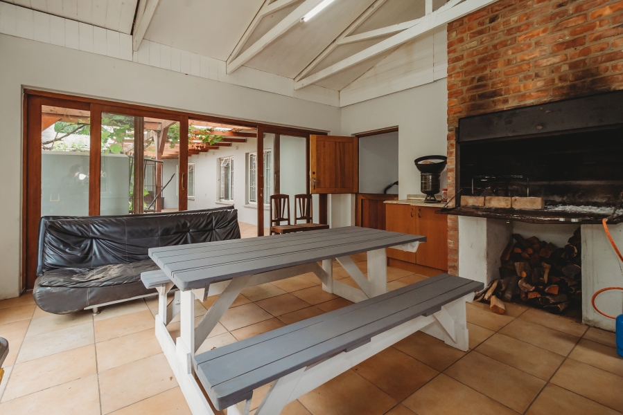 4 Bedroom Property for Sale in Bodorp Western Cape